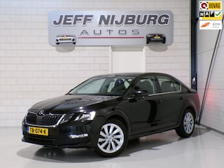 Skoda Octavia 1.0 TSI 116PK Greentech Ambition Business "Origineel NL!" Automaat! RS-Stoelen Apple-carplay Parkeersensor Navigatie