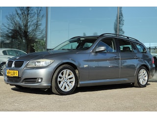 BMW 3-serie TOURING 318I BUSINESS LINE | XENON | TREKHAAK | NAVI | BLUETOOTH | PDC