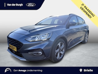 Ford Focus 5-deurs Active Business 1.0 ECOboost 125pk Trekhaak - NL-auto - eerste eigenaar