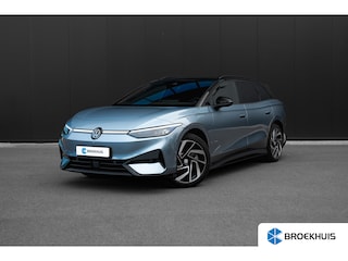 Volkswagen ID.7 Tourer 286pk Pro Limited Edition | Trekhaak | Stoelen Elektrisch | Stoelverwarming & Massage | 20" | Travel Assist