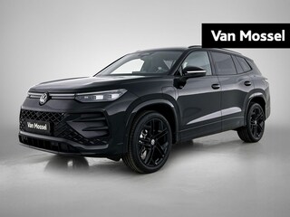 Volkswagen Tayron 1.5 eHybrid R-Line Edition | 204pk | Trekhaak inklapbaar | Panoramaschuif-kanteldak | Black Style Pakket | adaptieve cruise control | climatronic (automatische airco) |