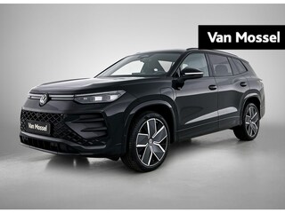 Volkswagen Tayron 1.5 eHybrid R-Line Edition | 204pk | Trekhaak inklapbaar | Panoramaschuif-kanteldak | Black Style Pakket | adaptieve cruise control | climatronic (automatische airco) |