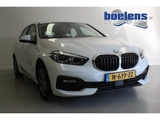 BMW 116d Business Edition | DAB-RADIO | LED | CARPLAY | CAMERA | CRUISE  | NAVIGATIE | STOEL-VERW |