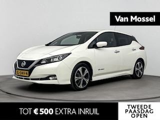 Nissan Leaf Tekna 40 kWh | achterbank verwarmd | airco automatisch | Apple Carplay/Android | Autonomous Emergency Braking | cruise control adaptief | dodehoek detectie | file assistent | LED koplampen | lederen/stof bekleding | lichtmetalen velgen 17" | navigatiesysteem full map | rijstrooksensor met correctie | voorstoelen verwarmd |