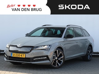 Skoda Superb Combi 1.4 TSI iV Sportline Business 218pk DSG | Dealer onderhouden | Navigatie | Side Assist | LED | Trekhaak | Stoelverwarming voor & achter | 19'' Vega Lichtmetalen velgen | Camera |