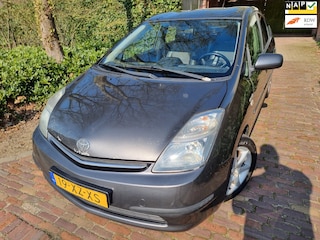 Toyota Prius 1.5 VVT-i Comfort Seat Heating/ Half Leather