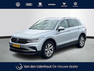 Volkswagen Tiguan 1.5 TSI 150pk DSG Life Business Navigatie Trekhaak