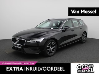 Volvo V60 B3 Geartronic Momentum Pro | ACHTERUITRIJCAMERA | PANORAMADAK | NAVIGATIE | PARKEERSENSOREN VOOR EN ACHTER | STOELVERWARMING |