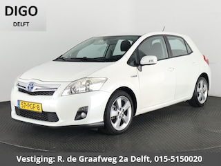 Toyota Auris 1.8 Full Hybrid Dynamic | Climate Control | Camera | Keyless ride & entry