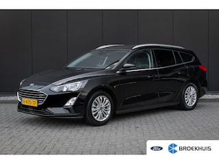 Ford Focus Wagon 1.0 EcoBoost Titanium X Business | 100% dealer o.h. | Afneembare trekhaak | Winter-pack | Privacy-glass | Keyless | Parkeercamera | Apple carplay / android auto