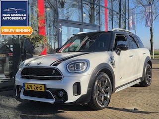 Mini Countryman 1.5 Cooper S E ALL4 | Climate Control | Navigatie | Sfeerverlichting | Leer | Stoelverwarming | Adapt. Cruise Control | Licht metalen velgen
