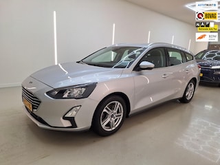 Ford Focus Wagon 1.0 EcoBoost Hybrid 125 PK Trend Edition Business TREKHAAK CARPLAY/ANDROID AUTO PARKEERSENSOREN