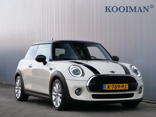 Mini Cooper 1.5 136 Pk Automaat Apple Carplay / Navigatie / PDC / Stoelverwarming