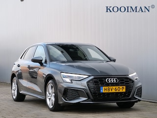 Audi A3 Sportback 45 TFSI e S edition Competition 204 Pk Automaat DAB / Apple Carplay / Camera / S-Line