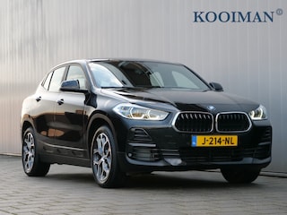BMW X2 xDrive25e High Executive 220 Pk Automaat Navi / DAB / Leer / Apple Carplay / Camera