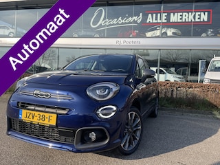 Fiat 500X 1.5 Hybrid Sport Achteruitrijcamera - Navigatie - Cruise control - Airco - Parkeersensoren - U-connect - Bluetooth - Radio - Stuur multifunctioneel - Start/stop systeem - Licht metalen velgen 18 inch - Keyless start - Led verlichting - Dodehoek detector - Elektrische ramen