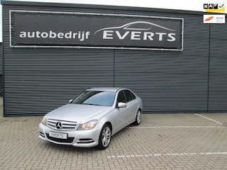 Mercedes-Benz C-klasse 220 CDI Avantgarde Apk 21-06-2026 met 260671 km en mb historie zeer mooie en complete auto in eigen gebruik