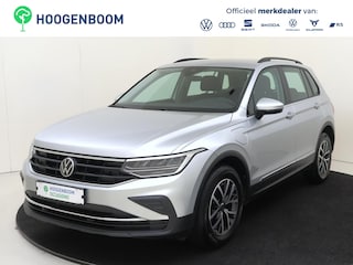 Volkswagen Tiguan 1.4 TSI eHybrid Life | Achteruitrijcamera | Adaptieve cruise control | Digital cockpit Pro | Stoel- en stuurwielverwarming | CarPlay | 3-zone airco |