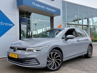 Volkswagen Golf 1.5 TSI 131pk Life Business | Navi | Apple Carplay | Clima | Adap.Cruise | Led Koplampen | Dodehoek+Rijstrooksensor | Stoel+Stuurwielverwarming | Pdc V+A+Assist+Camera | 17''lm | Trekhaak