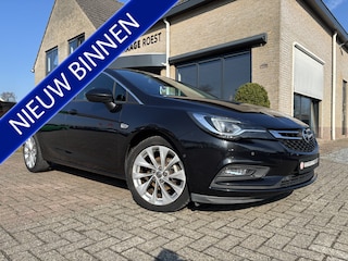 Opel Astra 5DRS 1.4 Turbo 125pk Cosmo Carplay / All-Seasons / Parkeersensors