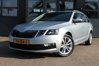 Skoda Octavia 1.6 TDI CLEVER ED. **NL-Auto** Clima control / cruise control / trekhaak