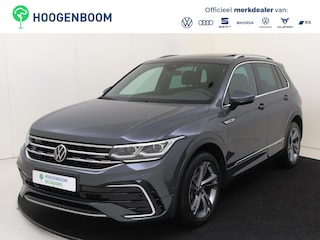 Volkswagen Tiguan 1.4 TSI eHybrid R-Line Business | Panoramadak | 360 camera | Lederen bekleding | Stoel- en stuurwielverwarming | Navigatie | LED matrix verlichting | Dodehoek detectie | Parkeerassistent |