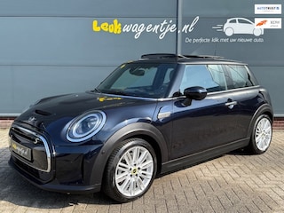 Mini Mini Electric Classic 33 kWh *leder *pano *camera *17”