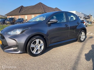 Toyota Yaris 1.5 VVT-i Active camera apple carplay