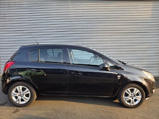 Opel Corsa 1.4-16V 111 Edition