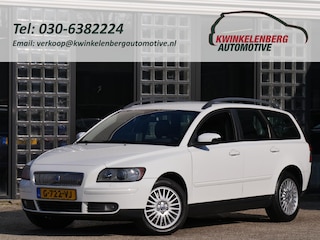 Volvo V50 2.5 T5 AWD SUMMUM/ TREKHAAK/ LEER/ HP AUDIO/ ALL-SEASON BANDEN