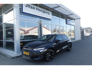 Audi A3 Sportback 40 TFSI e Edition TREKHAAK AFNEEMBAAR (1.400KG), CRUISE, CLIMA, NAVI, APPLE CARPLAY/ANDROID AUTO, KEYLESS, STOELVERWARMING, LANE ASSIST, 85.854KM