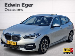 BMW 118i Business Edition | Sportline | Panoramadak | M sport stuur | Sportstoelen