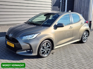 Toyota Yaris 1.5 Hybrid Automaat Dynamic | Camera | Keyless | Navigatie | NAP | Cruise