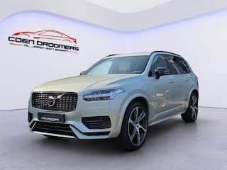 Volvo XC90 2.0 T8 Recharge AWD R-Design Ultimate Dark /Apple Carplay/Luchtvering/360 camera/Panodak/Stoel-stuurverw./HUD/H&K audio/Adaptive Cruise/Full LED/Trekhaak/(MET GARANTIE*)