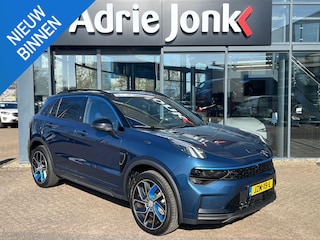 Lynk & Co 01 1.5 AUTOMAAT | 360 CAMERA | UNIEKE KM STAND 7.210km  PANORAMA DAK | EL A. KLEP | ADAPTIVE CRUISE | ZWARTE HEMEL | ROLHOES |