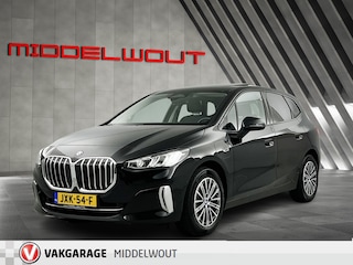 BMW 2-serie Tourer 225e xDrive Luxury Line Pano-dak/Leder/Camera/LED