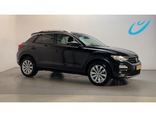 Volkswagen T-Roc 1.0 TSI Style Parkeersensoren Climate Control DAB+ Adaptive Cruise