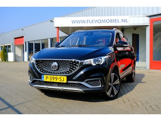 MG ZS Luxury 45 kWh Aut. Pano|Leder|Adapt.Cruise|Airco|Carplay