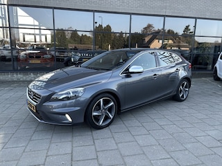 Volvo V40 1.6 D2 R-Design Panorama, Leder, Memory, Trekhaak