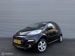 Peugeot 107 1.0-12V Envy | Airco | Bluetooth | LED | Elek ramen | Toerenteller | Lichtmetalen Velgen