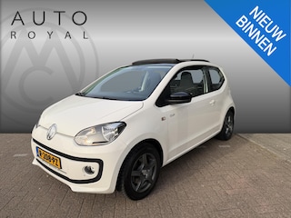 Volkswagen Up 1.0 groove up! BlueMotion PANORAMADAK| AIRCO| NAVIGATIE| ELEC RAMEN
