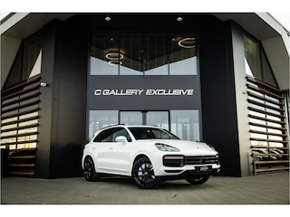 Porsche Cayenne 4.0 Turbo - Origineel NL | Sport Chrhono + | Luchtvering | Elek. Trekhaak