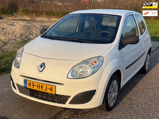 Renault Twingo 1.2 Authentique 3-Drs Airco Electric pakket Audio/CD Colorpakket Getint glas ABS Dealeronderhoud Apk 12/02/2027