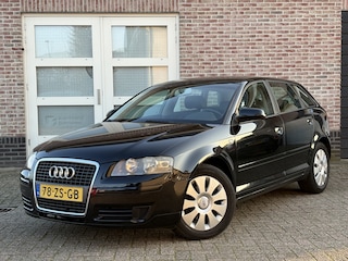 Audi A3 Sportback 1.6 FSI Ambition Pro Line Leder Airco lees tekst