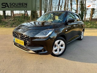 Suzuki Swift 1.2 Style Smart Hybrid/PDC sensoren/Stoelverwarming/Camera/Andriod - Carplay/Climate Controle/Adaptive Cruise Control