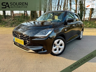 Suzuki Swift 1.2 Style Smart Hybrid/PDC sensoren/Stoelverwarming/Camera/Andriod - Carplay/Climate Controle/Adaptive Cruise Control