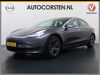 Tesla Model 3 Long Range AWD 75kWh Trekhaak Warmtepomp Lmv 18" AutoPilot Leder Pano-Dak Adaptive-Cruise Camera's Elektr.-Stuur+Stoelen+Spiegels+Geheugen+Easy-Entry+Verwarmde stoelen Park assistent Pdc WIFI Lane-Assist Navi LED DAB Voorverwarmen interieur Keyless One-Pedal-Drive 4WD 1.000kg Trekvermogen Origineel Nederlandse Auto Fabrieksgarantie op Accu en Motor tot 25-09-2028/192.00km