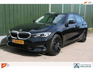 BMW 3-serie Touring 330e High Executive, M-SPORT PACK , PANORAMADAK, NAVIGATIE PHEV