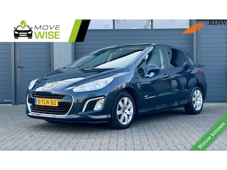 Peugeot 308 1.6 - 120pk Style | 145.000 KM NAP | RIJKLAAR | Panoramadak | Cruise | Trekhaak Afnb. |