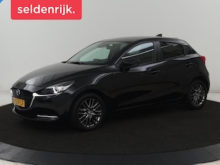 Mazda 2 1.5 Skyact-G Luxury | Stoel & stuurverwarming | Head-Up | Camera | Carplay | Keyless | Full LED | Dodehoek detectie | Climate control | Cruise control | Getint glas | Parkeerhulp